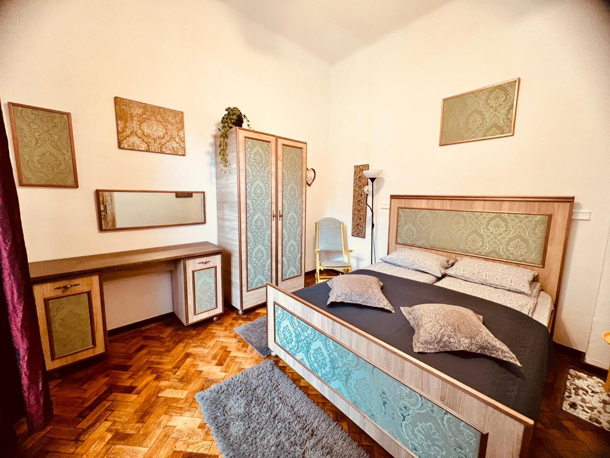 Elizabeth Brasov Apartment Екстериор снимка